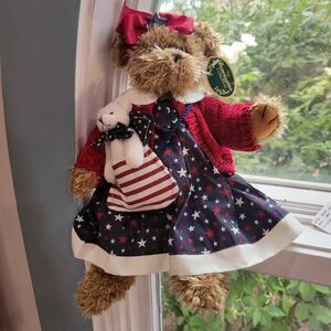 Vtg. Bearington Betsy & Ross Patriotic Plush with tags
